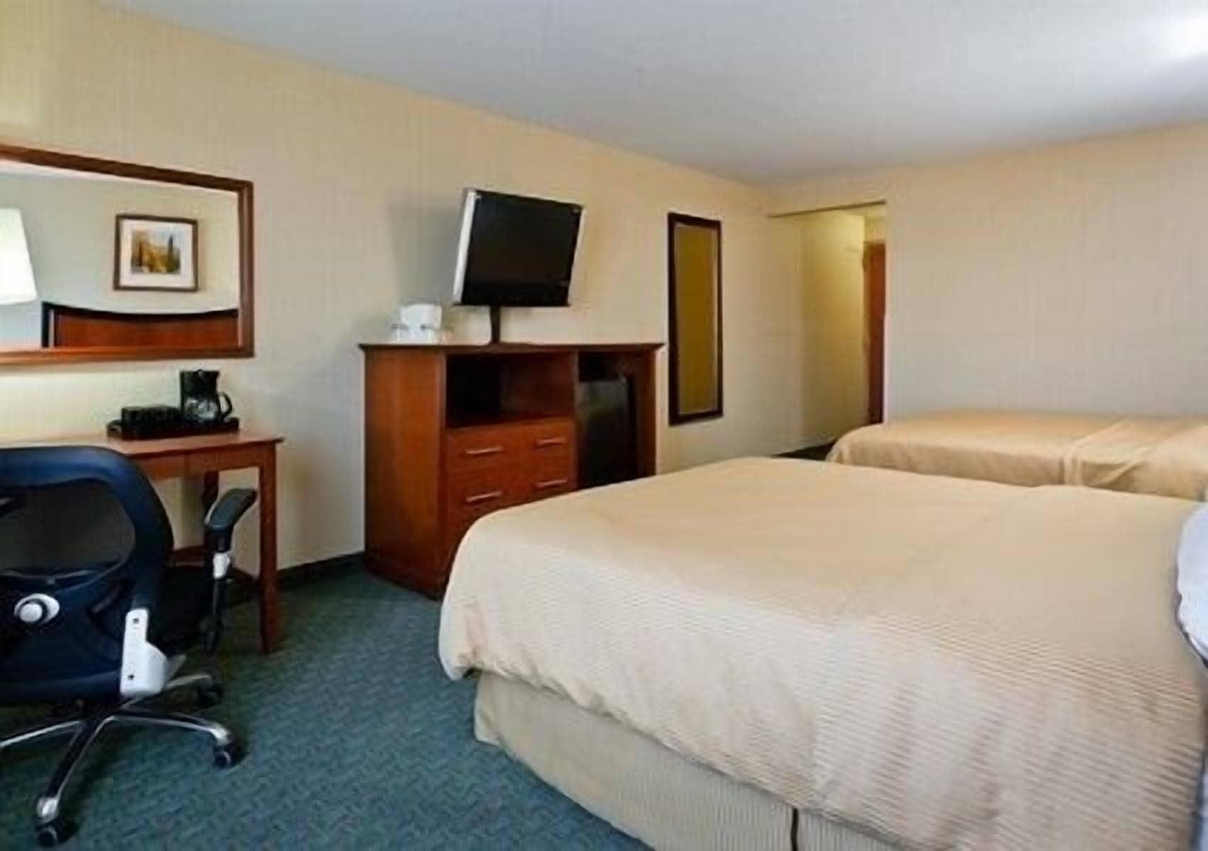Quality Inn And Conference Center Greeley Downtown Εξωτερικό φωτογραφία